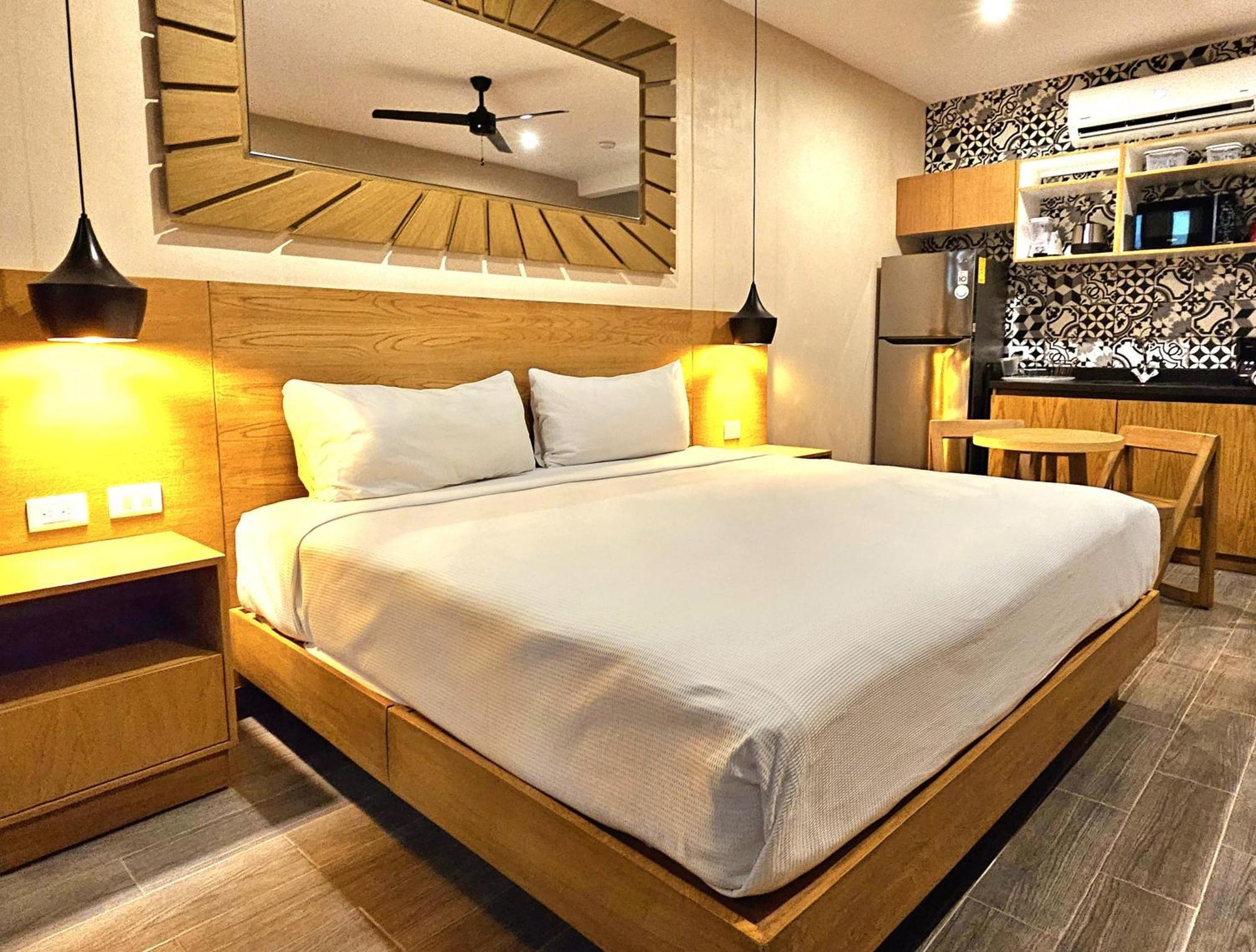 Sofia Boutique Condos By Bunik ปลายาเดลการ์เมน ภายนอก รูปภาพ